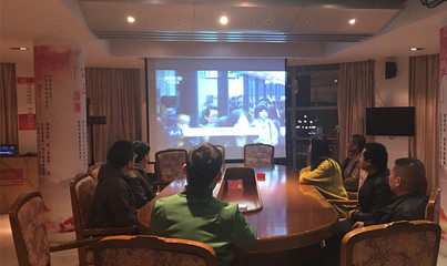 商洛市煙草專賣局組織集中收看天網欄目《快遞箱的秘密》